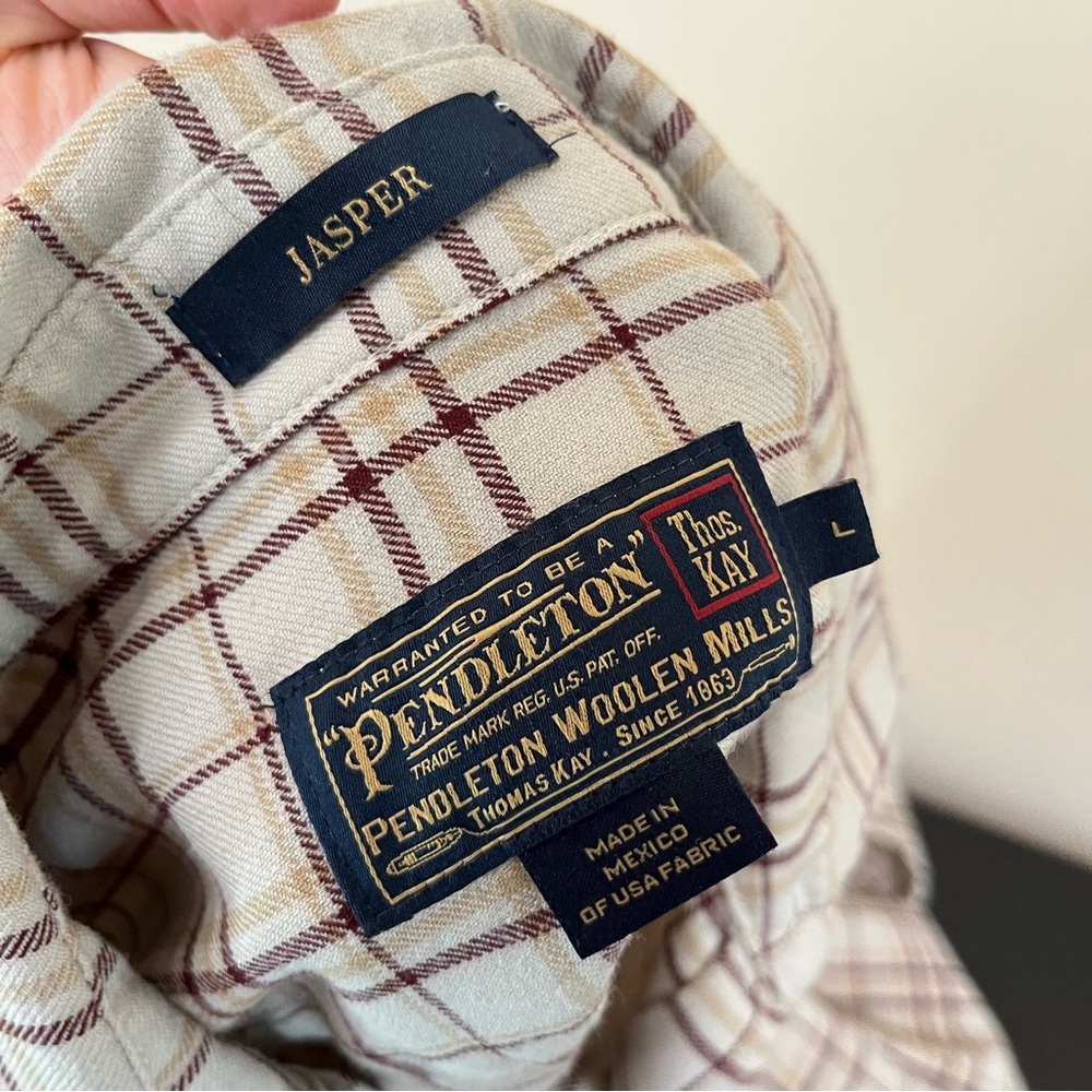 Pendleton Jasper 100% Wool Plaid Button Up Shirt *Flaw* Large - Picture 8 of 12